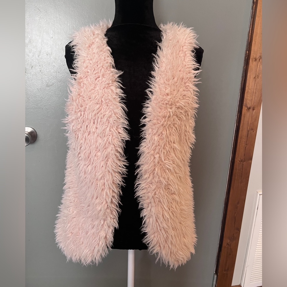 Faux fur vest size Large